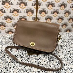 Vintage Coach Taupe Pocket Purse